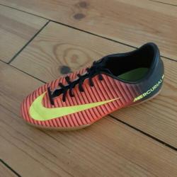 Nike mercurial zaalvoetbalschoen. Maat 37,5.