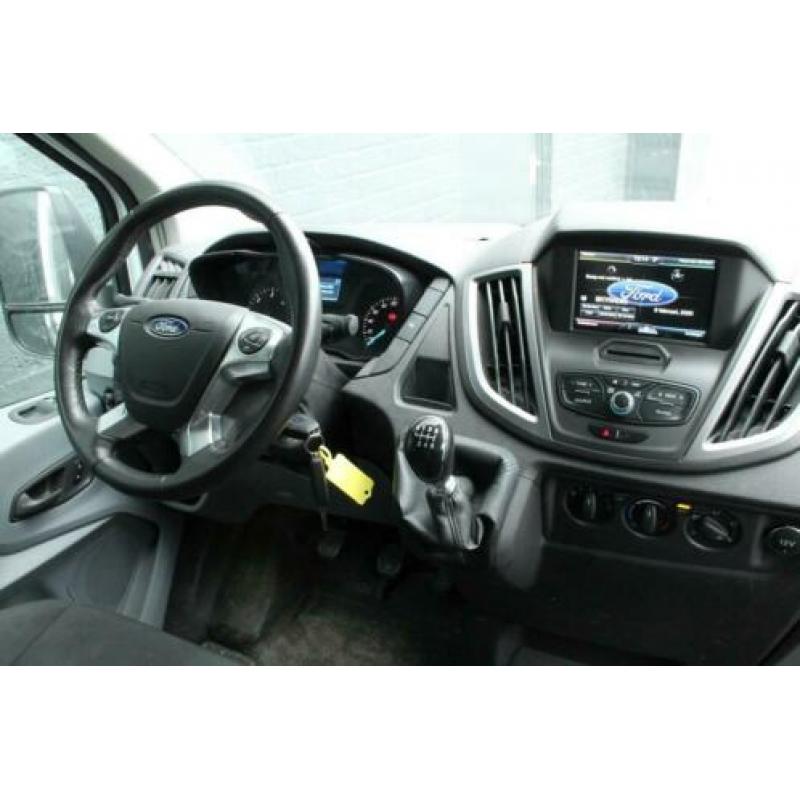 Ford Transit 350 2.0 TDCI L3H2 - Airco - Navi - PDC - € 15.9