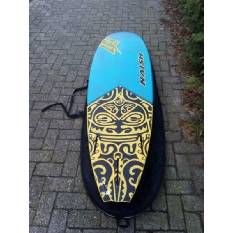 Naish Global en Hotsails KS3