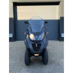 Piaggio MP3 LT sport akrapovic( beverly fuoco T Max vespa )