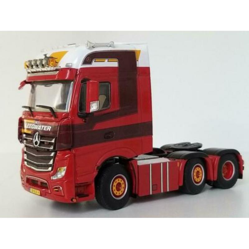 Mercedes Actros MP04 trekker "Leegwater".