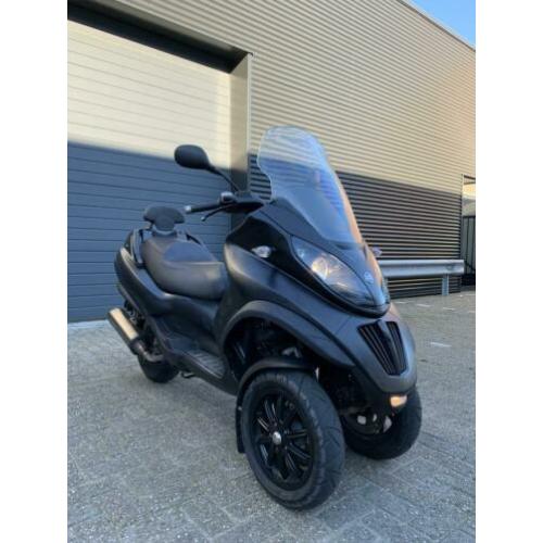 Piaggio MP3 LT sport akrapovic( beverly fuoco T Max vespa )
