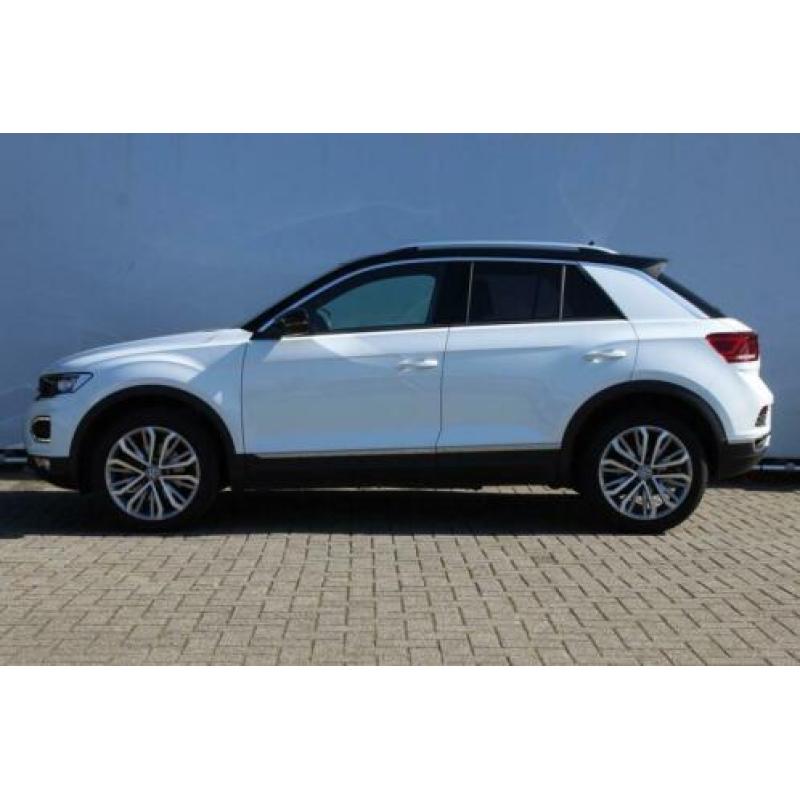 Volkswagen T-Roc 1.5 TSI 150PK DSG Sport |NAVI|LED|ACTIVE IN