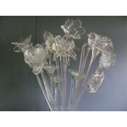 Vaas met achttien glazen Murano bloemen