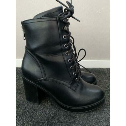 Nieuwe bullboxer schoenen maat 39