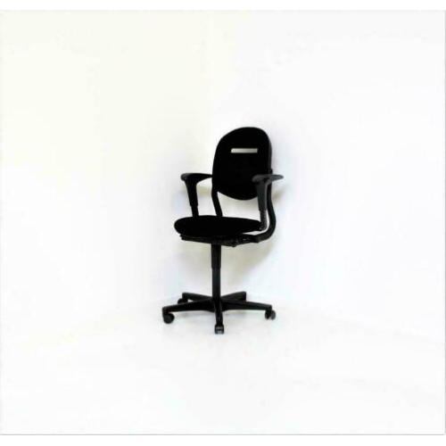 Ahrend 220 bureaustoelen, diverse modellen al vanaf € 85,-