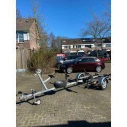 gegalvaniseerde trailer voor boten tot 5m met led z.g.a.n.