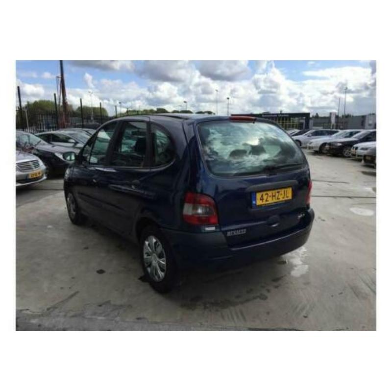 Renault Scenic 1.6 16V