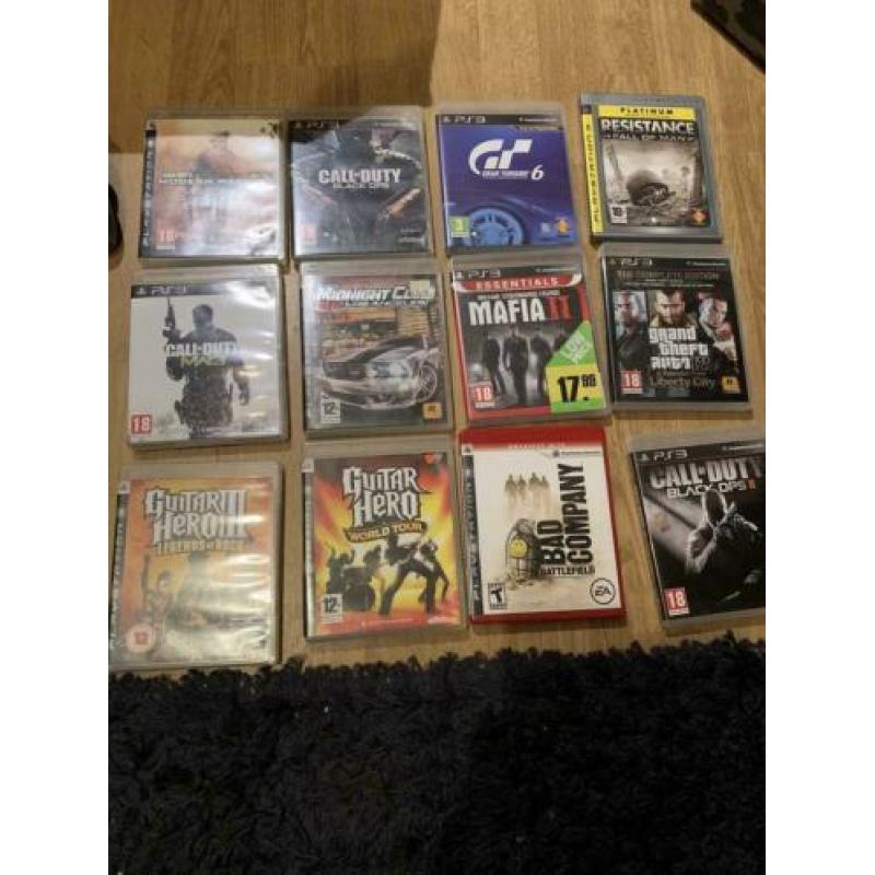 PS3 met 12 spellen en controllers