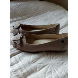 Nieuwe schoenen bij Manfield gekocht