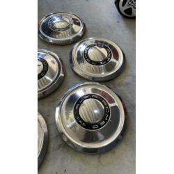 Alfa Romeo duetto spider GTV wieldoppen 6 stuks