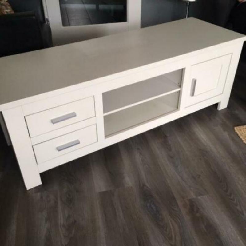 MDF TV meubel 150x50x57 cm kleur wit