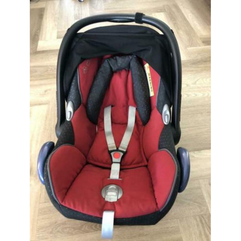 Maxi Cosi zeer compleet met Cocobelt draagstoelen
