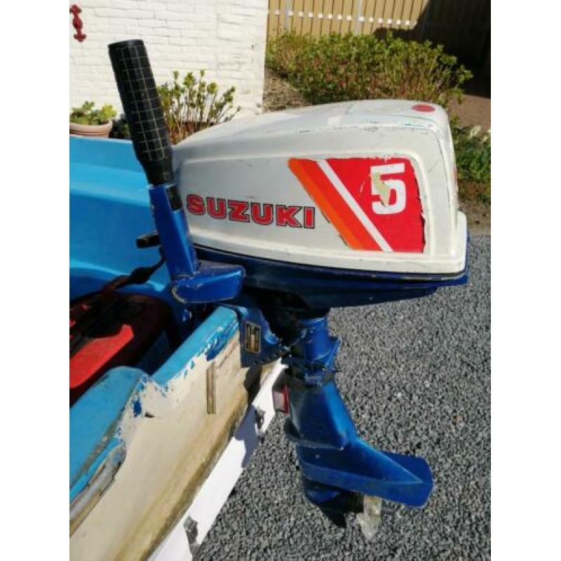 Boot met motor