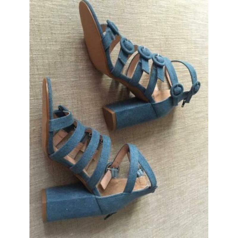 Blauwe schoenen van Sacha maat 38