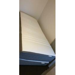 twee matrassen HOVAG Ikea