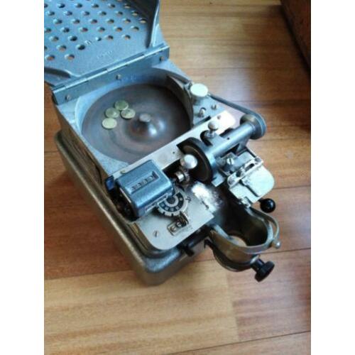 oude werkende telmachine rapid L