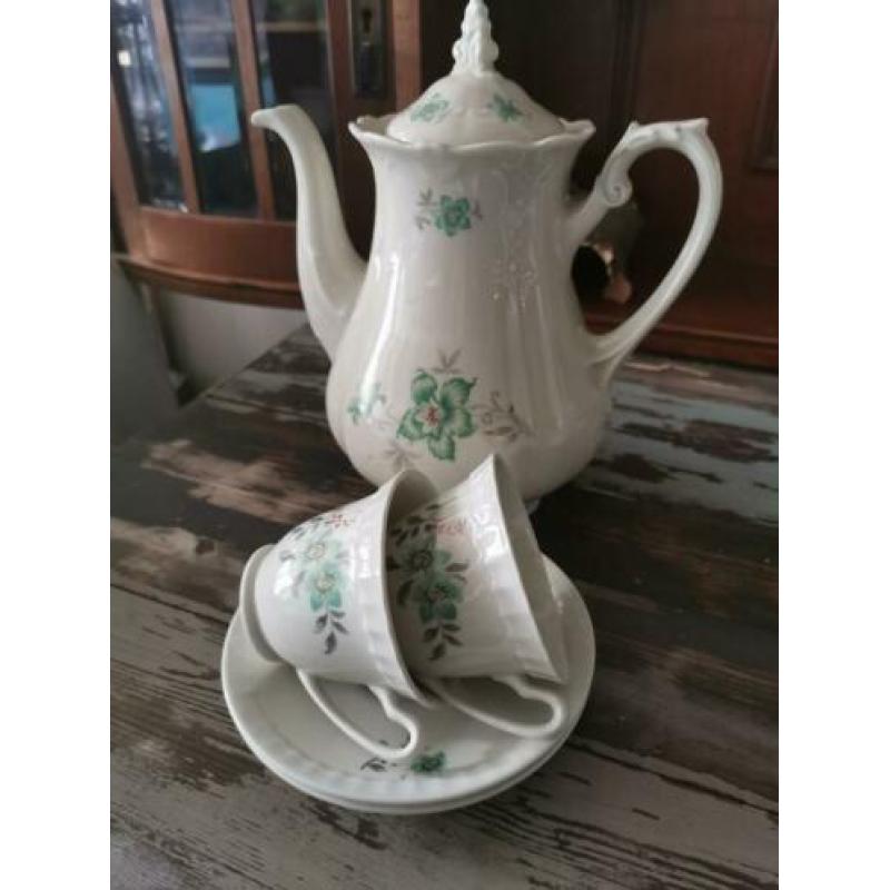 Sale koffiepot Mosa Maastricht + 2 kop schotels, dekschalen