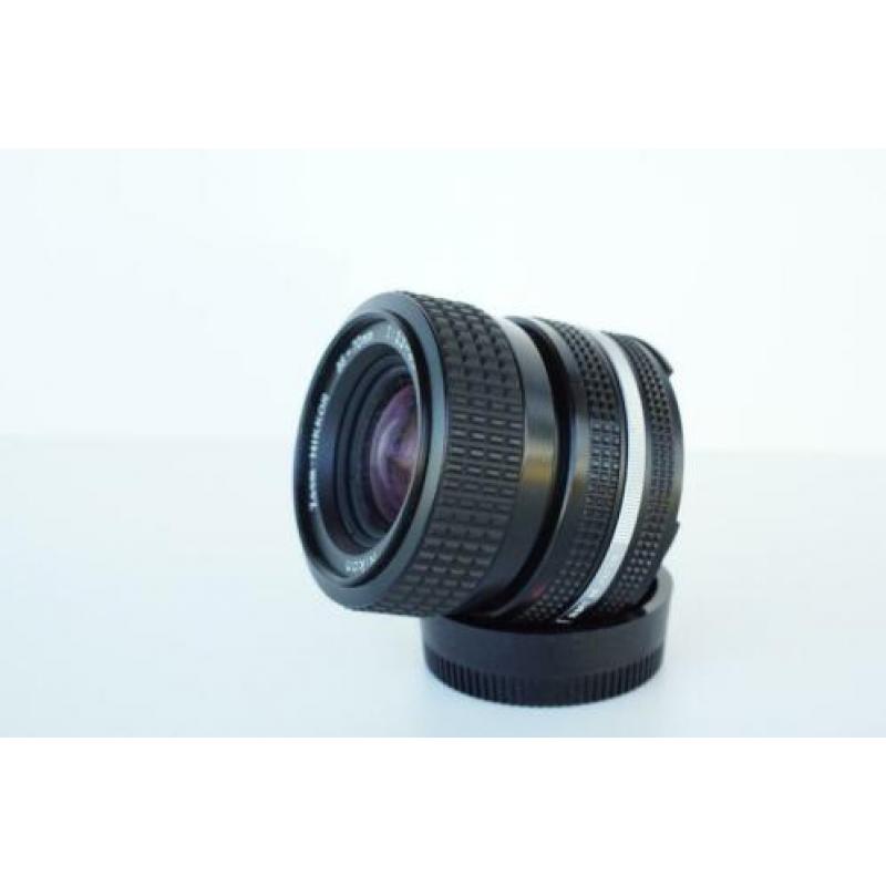Nikon Nikkor 35-70mm 3.3-4.5