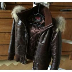 Echt kleren Jack, bruin merk HIFA