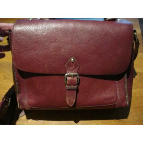 Nog heel mooie designer tas v. h. merk PAUL COSTELLOE