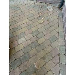 GRATIS: Trommelstenen gekleurd 21x14cm circa 95m4