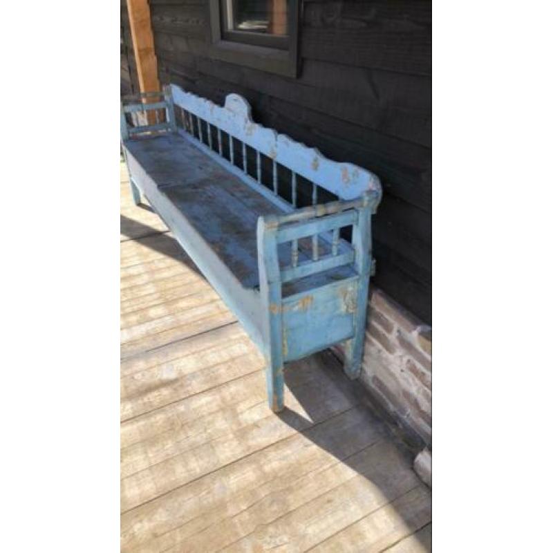 Zeer oude antieke klepbank 232 cm lang