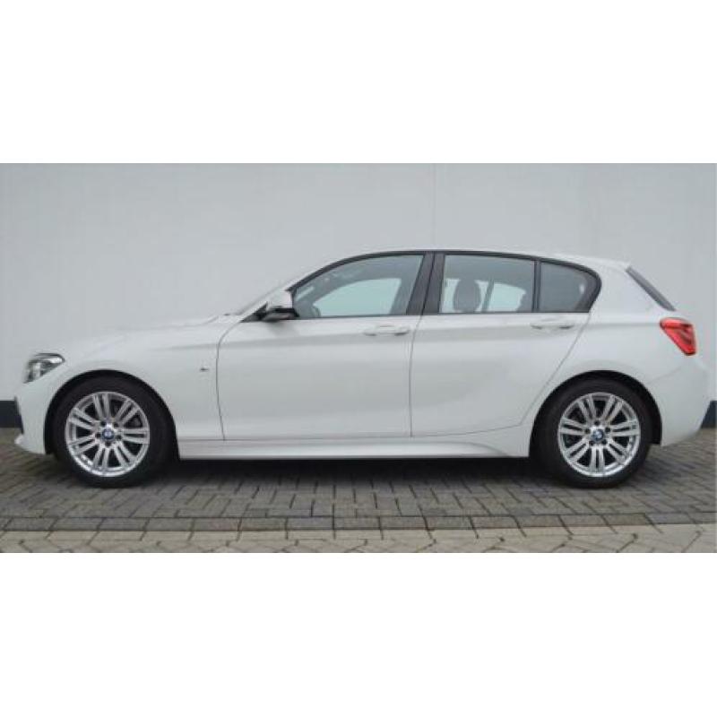 BMW 1 Serie 5-deurs 118i Executive M Sportpakket Aut.