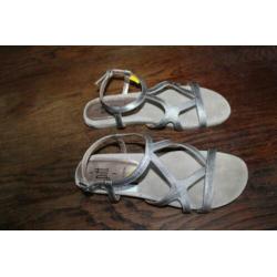 Pitt vlotte zilvere sandalen mt 39 SUPERKOOPJE