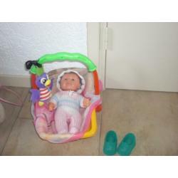 poppen vanaf €2,50 tot €3,50