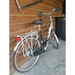 Giant Damesfiets (50cm) met verende achterbrug damesfiets