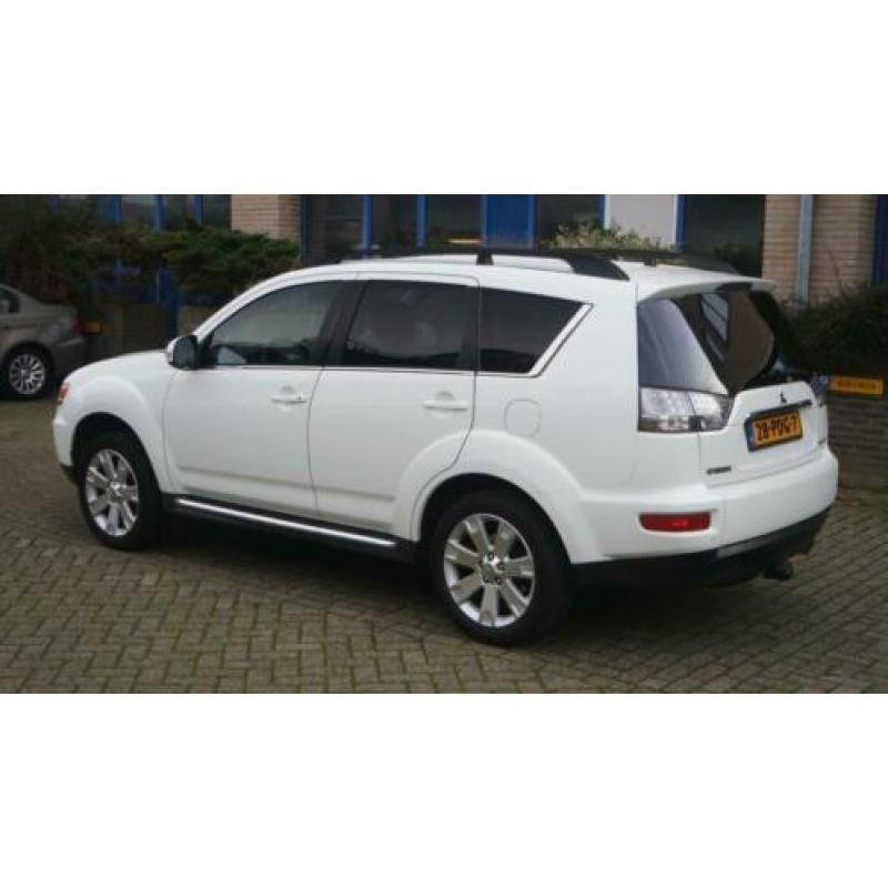 Mitsubishi Outlander 2.0 2WD Intro Edition