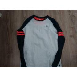 We t-shirt met lange mouwen