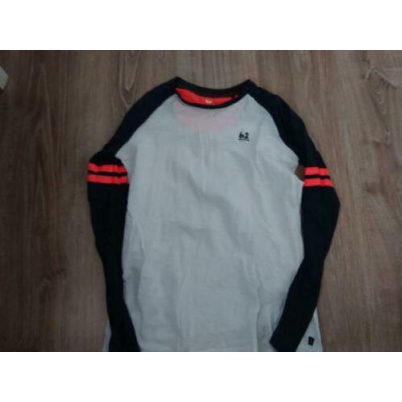 We t-shirt met lange mouwen