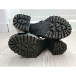 Sandalen hakken maat 36/37 divided