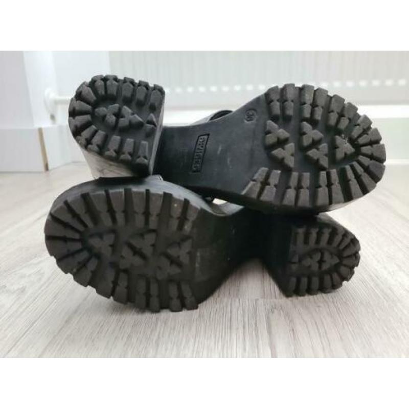 Sandalen hakken maat 36/37 divided