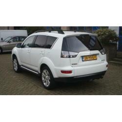 Mitsubishi Outlander 2.0 2WD Intro Edition