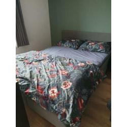 Boxspring br 1.40 mtr + topper