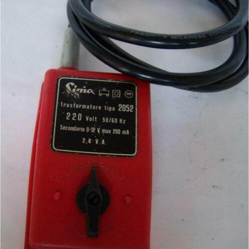 Mooie kleine vintage transformator Sima 2052. Izgs.