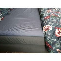 Boxspring br 1.40 mtr + topper