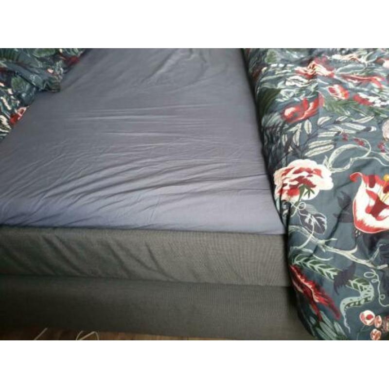 Boxspring br 1.40 mtr + topper