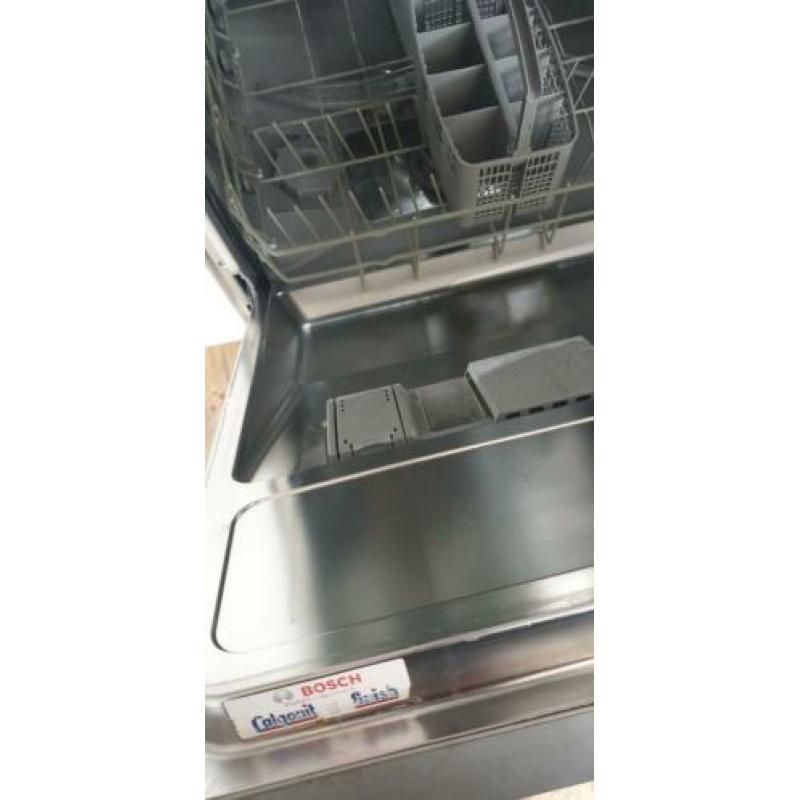 Bosch vaatwasser Silence zilver kleurig