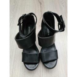 Sandalen hakken maat 36/37 divided