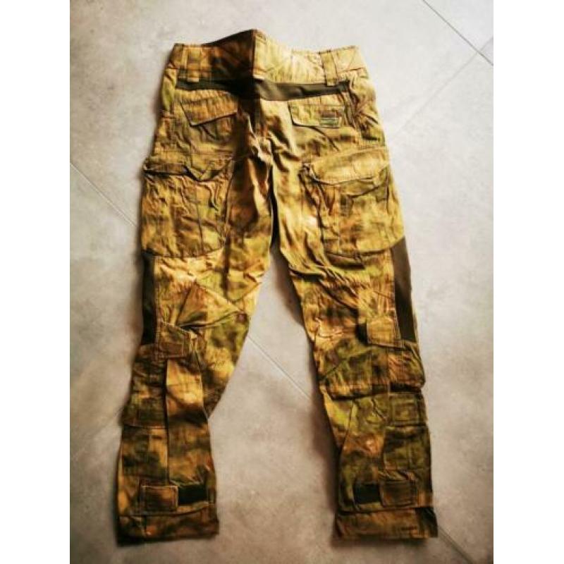 INVADER GEAR Kledingset