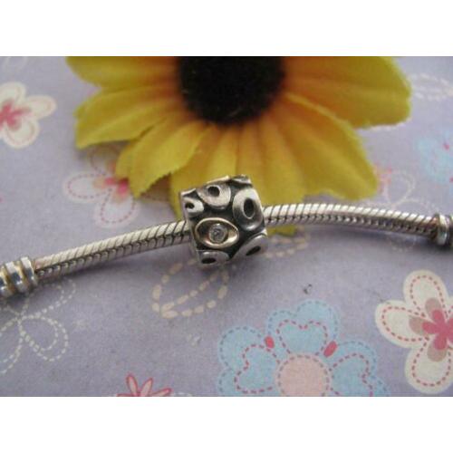Pandora bedel 790431CZ = circle charm + zirks & 14 krt GOUD