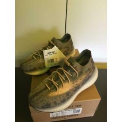 Yeezy Mist maat 35