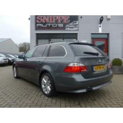 BMW 5-serie Touring 525i Executive -AUTOMAAT-VOLLEDER-GROOT
