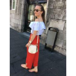 Rode zomerbroek (culotte) van Stradivarius in maat XS