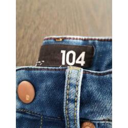 DDD en We jeans maat 110