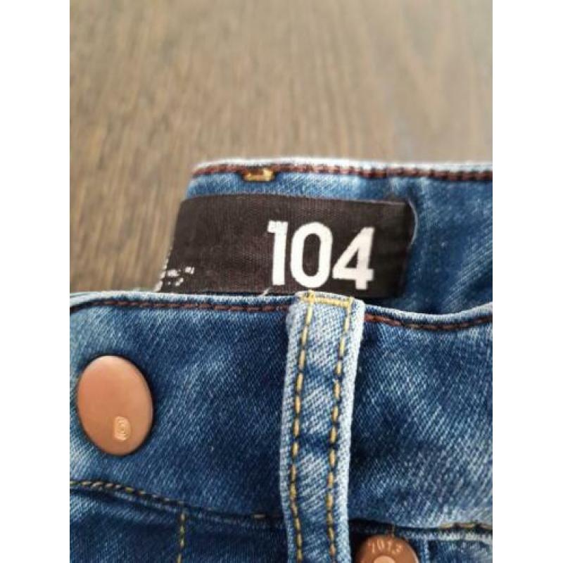 DDD en We jeans maat 110